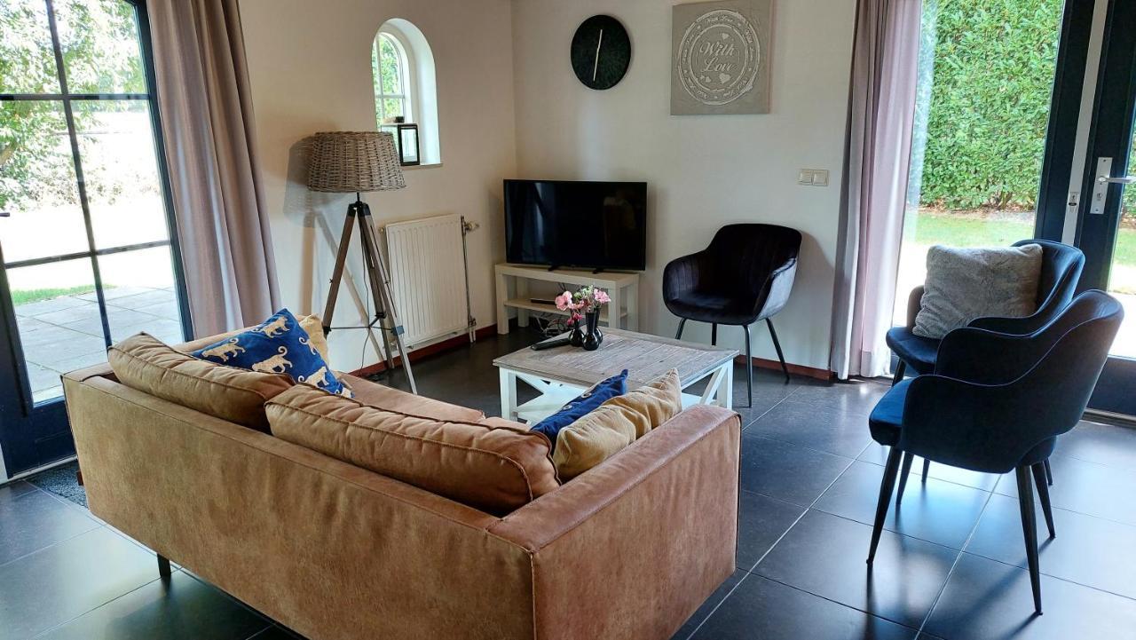 Vakantiebungalow อ็อตเตอร์โล ภายนอก รูปภาพ